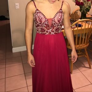 Sherri Hill red prom dress